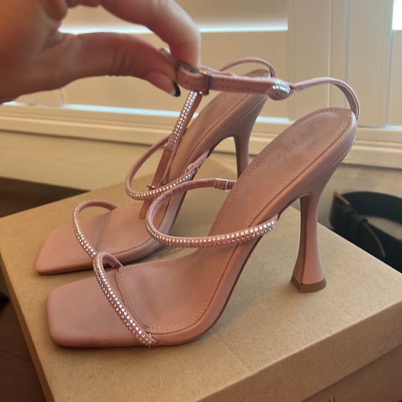 RHINESTONE PINK HEEL - Picture 3 of 5